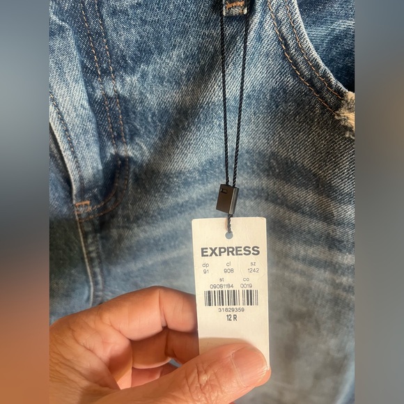 NWT Express Boyfriend low rise Jean - Picture 3 of 5